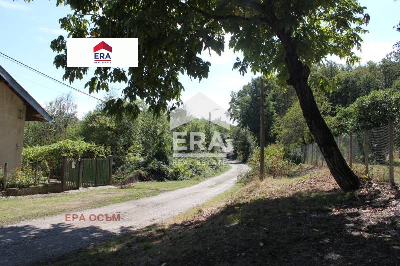 Продава  Парцел, област Ловеч, с. Изворче • 8 690 EUR • ID 89577047 — holmes.bg - [1] 