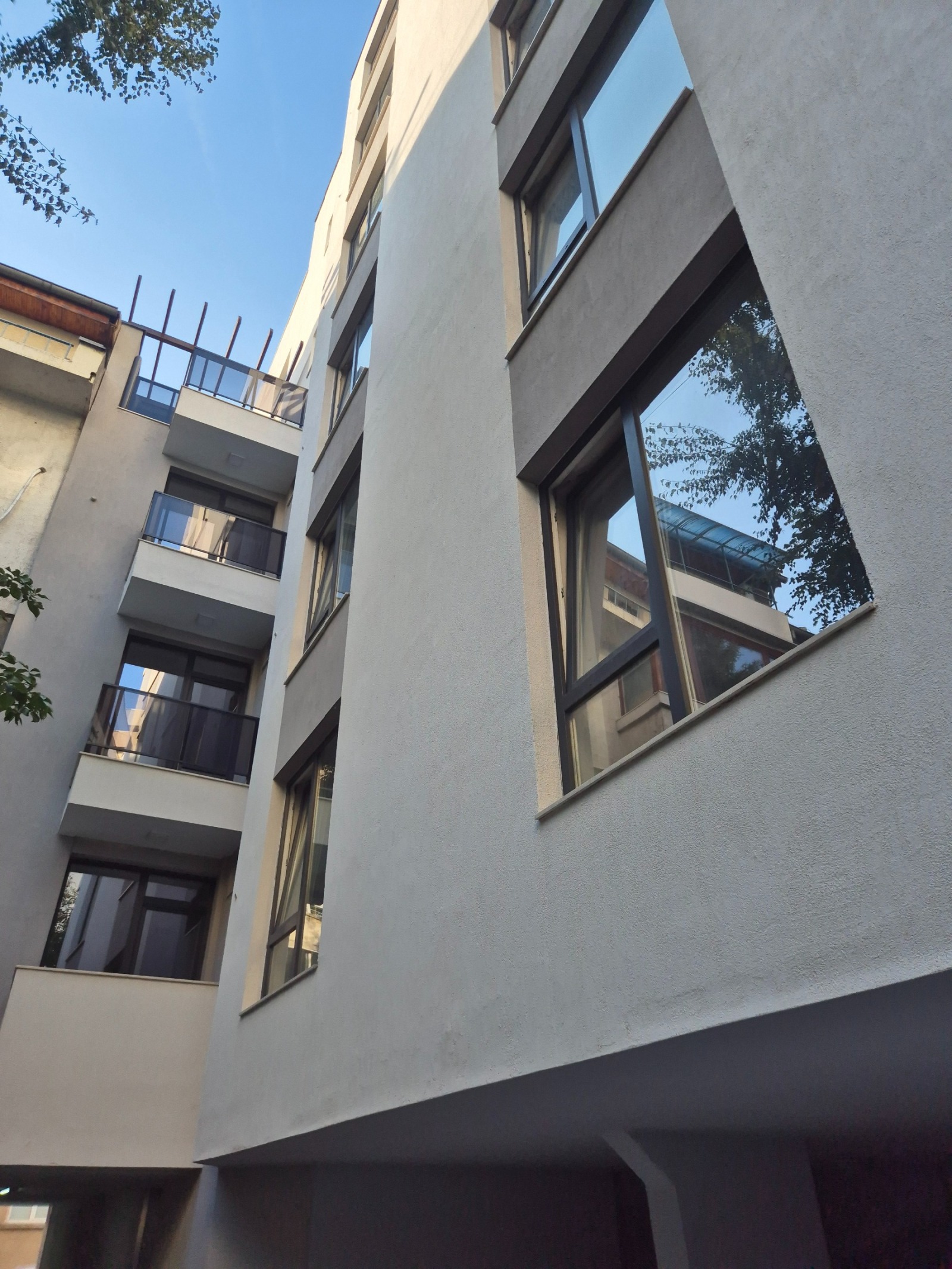 Продава ОФИС, гр. Плевен, Широк център, снимка 2 - Офиси - 55074239
