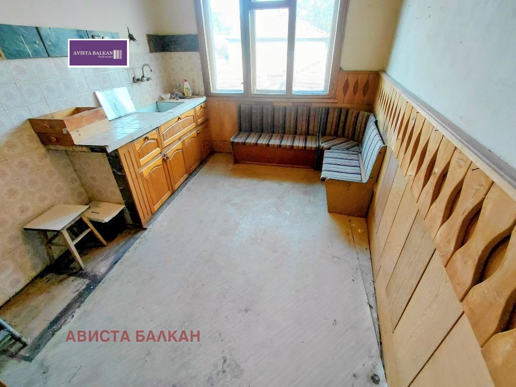 Продава ЕТАЖ ОТ КЪЩА, гр. София, Орландовци