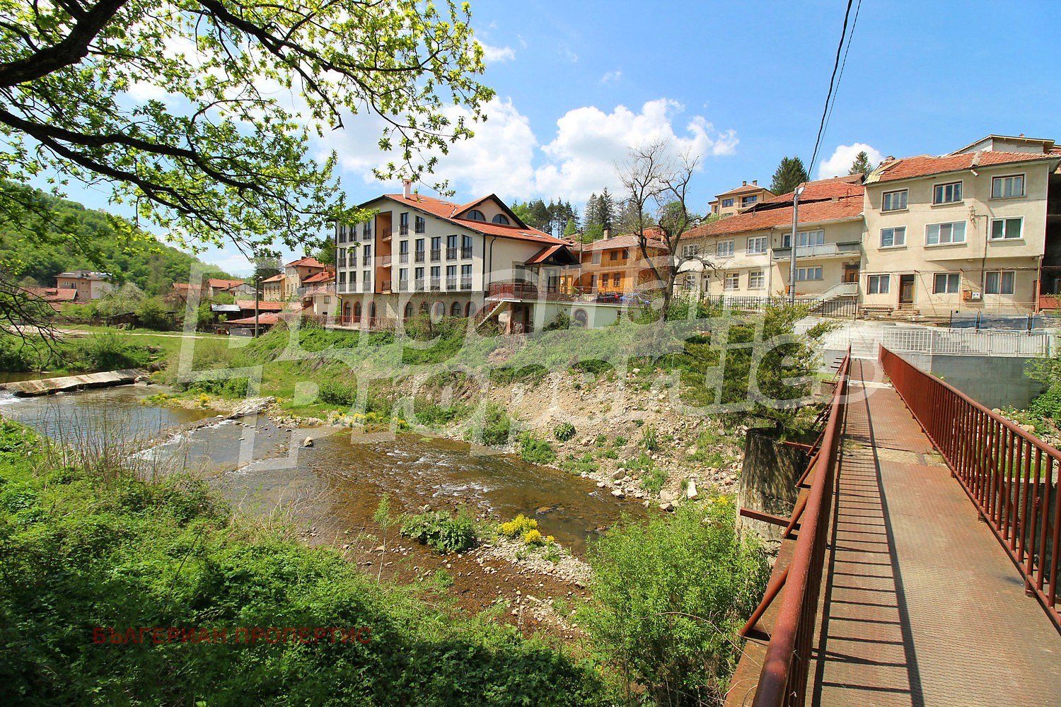 Продава ХОТЕЛ, с. Вонеща вода, област Велико Търново, снимка 15 - Хотели - 55358952