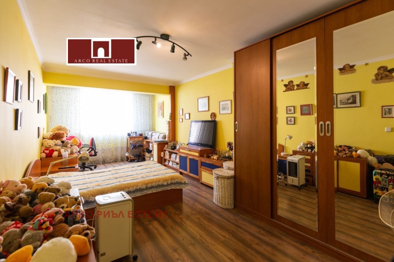 À venda  3 quartos Sofia , Belite brezi , 175 m² | 37552876 - imagem [11]