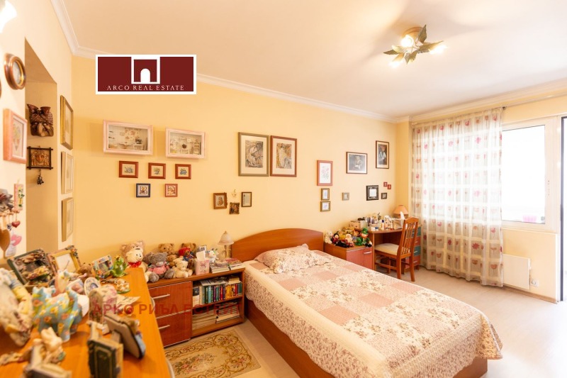 À venda  3 quartos Sofia , Belite brezi , 175 m² | 37552876 - imagem [12]