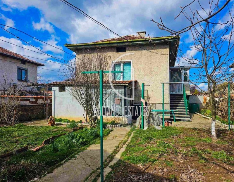 Till salu  Hus region Sofia , Vakarel , 100 kvm | 47707329