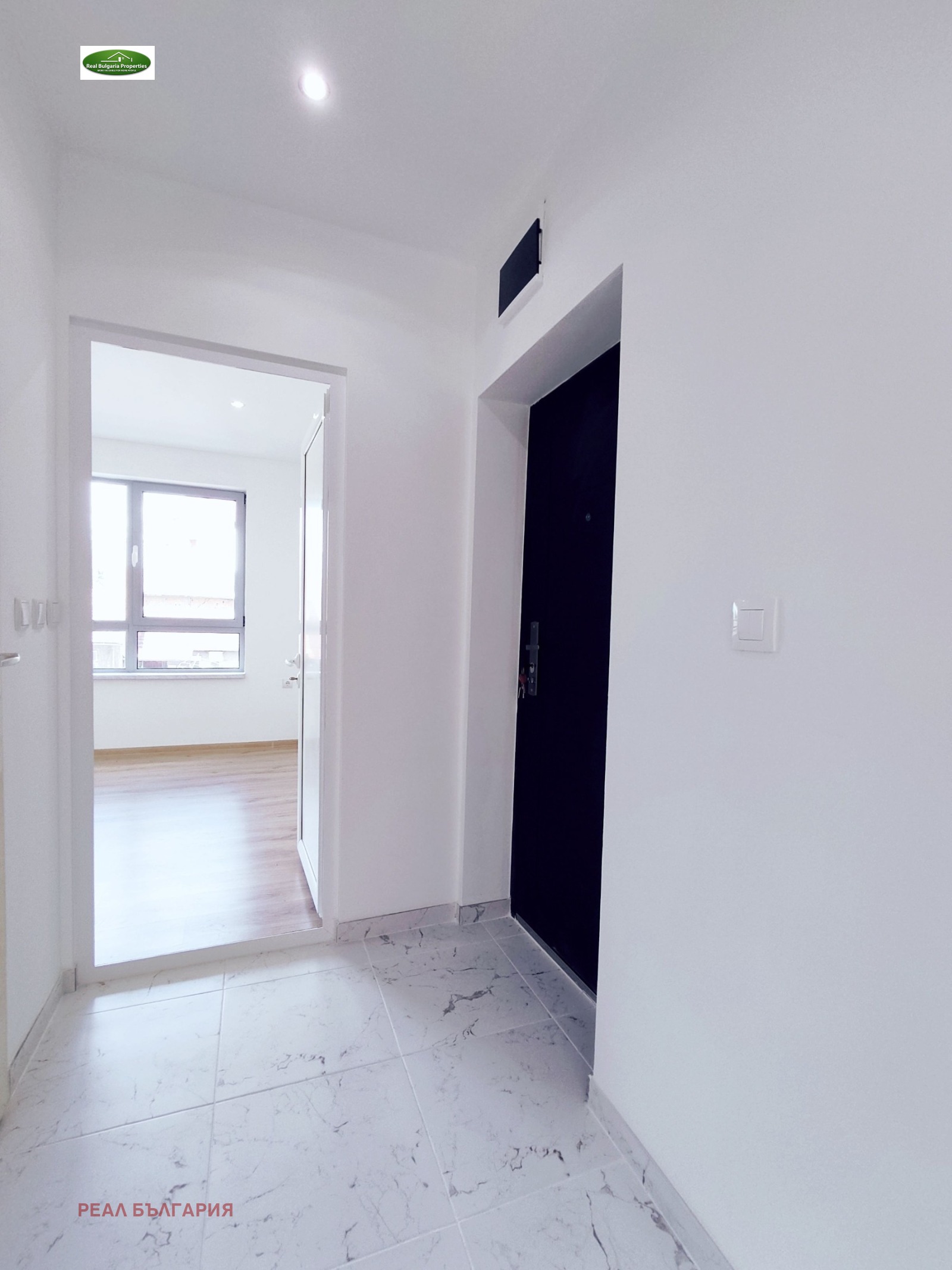 Продава 1-СТАЕН, гр. Русе, Център, снимка 15 - Апартаменти - 54339407