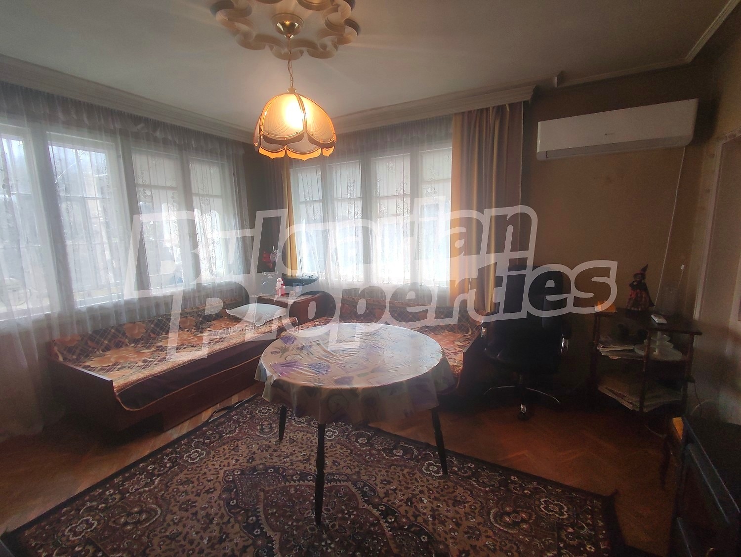 Продава 4-СТАЕН, гр. Шумен, Пожарната, снимка 2 - Апартаменти - 52731153