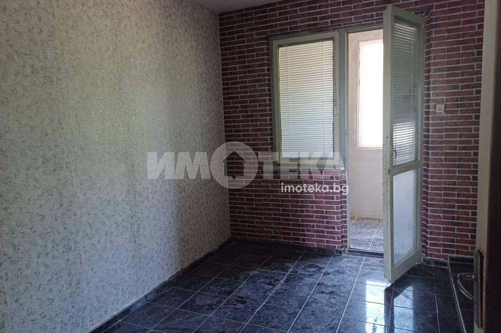Продава МНОГОСТАЕН, с. Ветрино, област Варна, снимка 14 - Апартаменти - 54591358