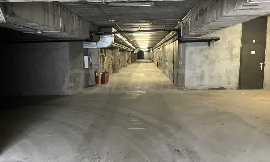 Продава ГАРАЖ, ПАРКОМЯСТО, гр. София, Манастирски ливади, снимка 6 - Гаражи и паркоместа - 54051380