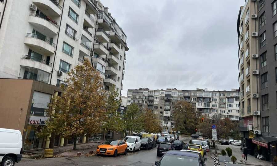 Продава ГАРАЖ, ПАРКОМЯСТО, гр. София, Манастирски ливади, снимка 7 - Гаражи и паркоместа - 54051380