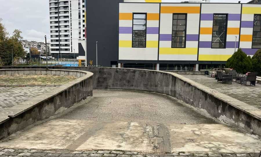 Продава ГАРАЖ, ПАРКОМЯСТО, гр. София, Манастирски ливади