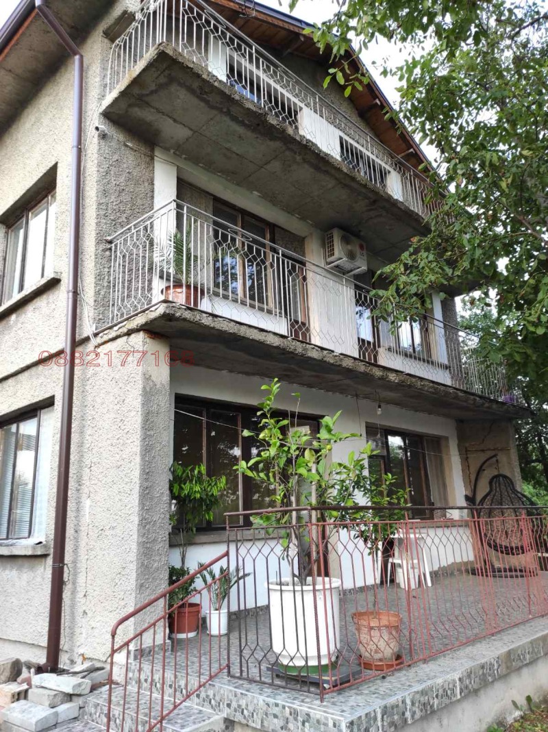 Продава КЪЩА в област Стара Загора, с. Опан - 168 кв.м / 109 000 € » 213 185.47 лв.