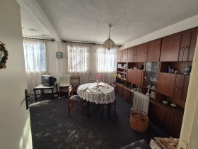 House Tryavna, region Gabrovo 9