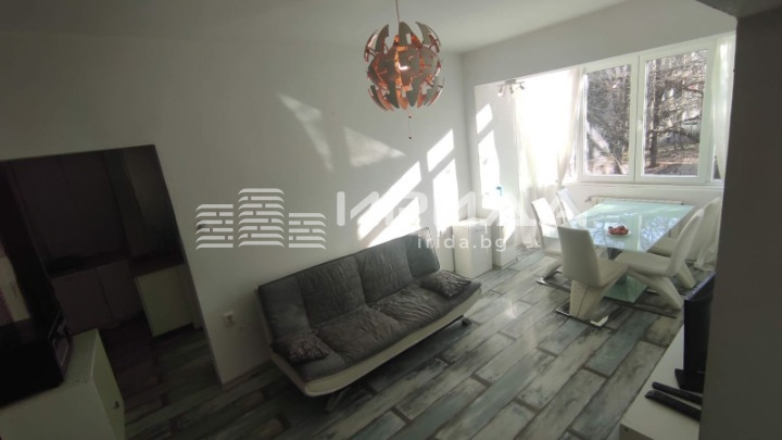Продава 3-СТАЕН, гр. София, Яворов, снимка 2 - Апартаменти - 54210096