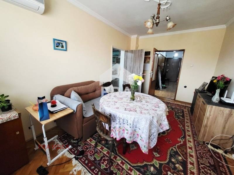Продава 4-СТАЕН, гр. Плевен, Широк център, снимка 3 - Апартаменти - 54680041
