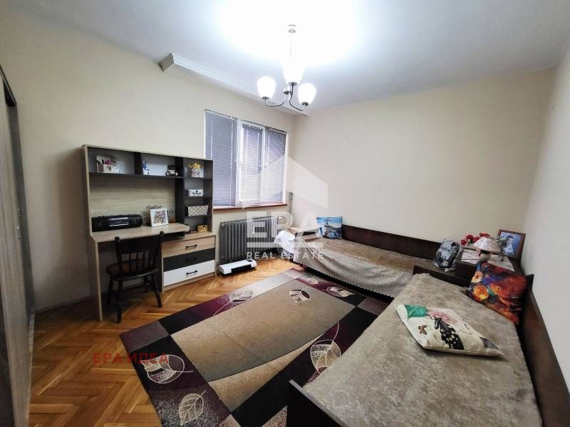 Продава 4-СТАЕН, гр. Плевен, Широк център, снимка 8 - Апартаменти - 54680041