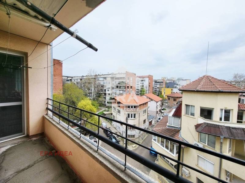 Продава 4-СТАЕН, гр. Плевен, Широк център, снимка 14 - Апартаменти - 54680041