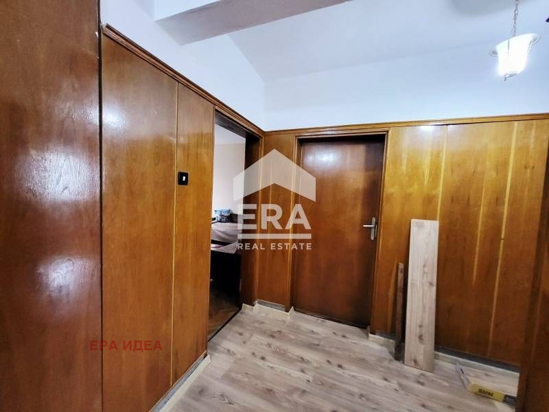 Продава 4-СТАЕН, гр. Плевен, Широк център, снимка 17 - Апартаменти - 54680041