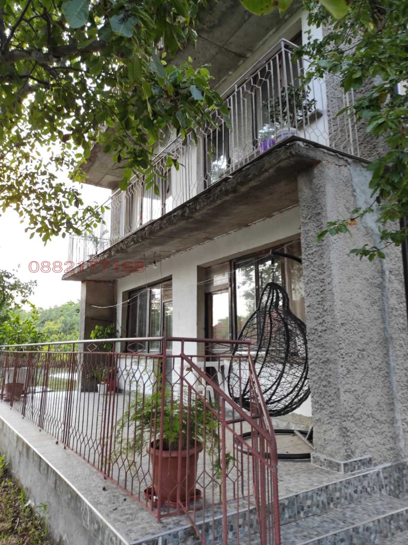 Продава КЪЩА, с. Опан, област Стара Загора, снимка 2 - Къщи - 52967165