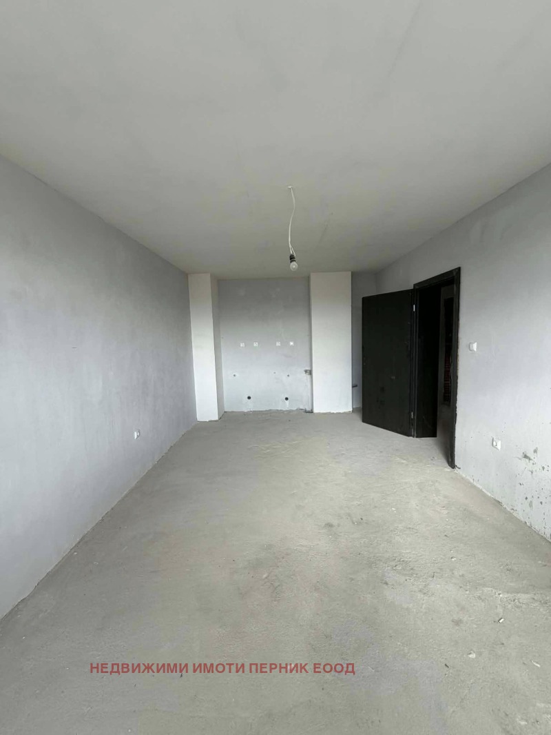 Продава 3-СТАЕН, гр. Перник, Изток, снимка 7 - Апартаменти - 53520208