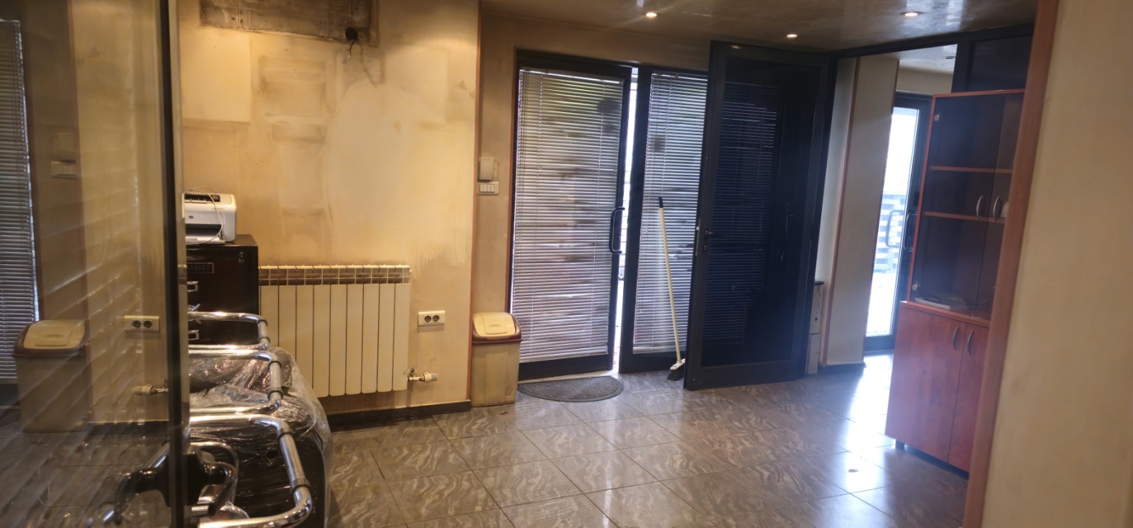 Продава ОФИС, гр. София, Оборище, снимка 13 - Офиси - 53412865