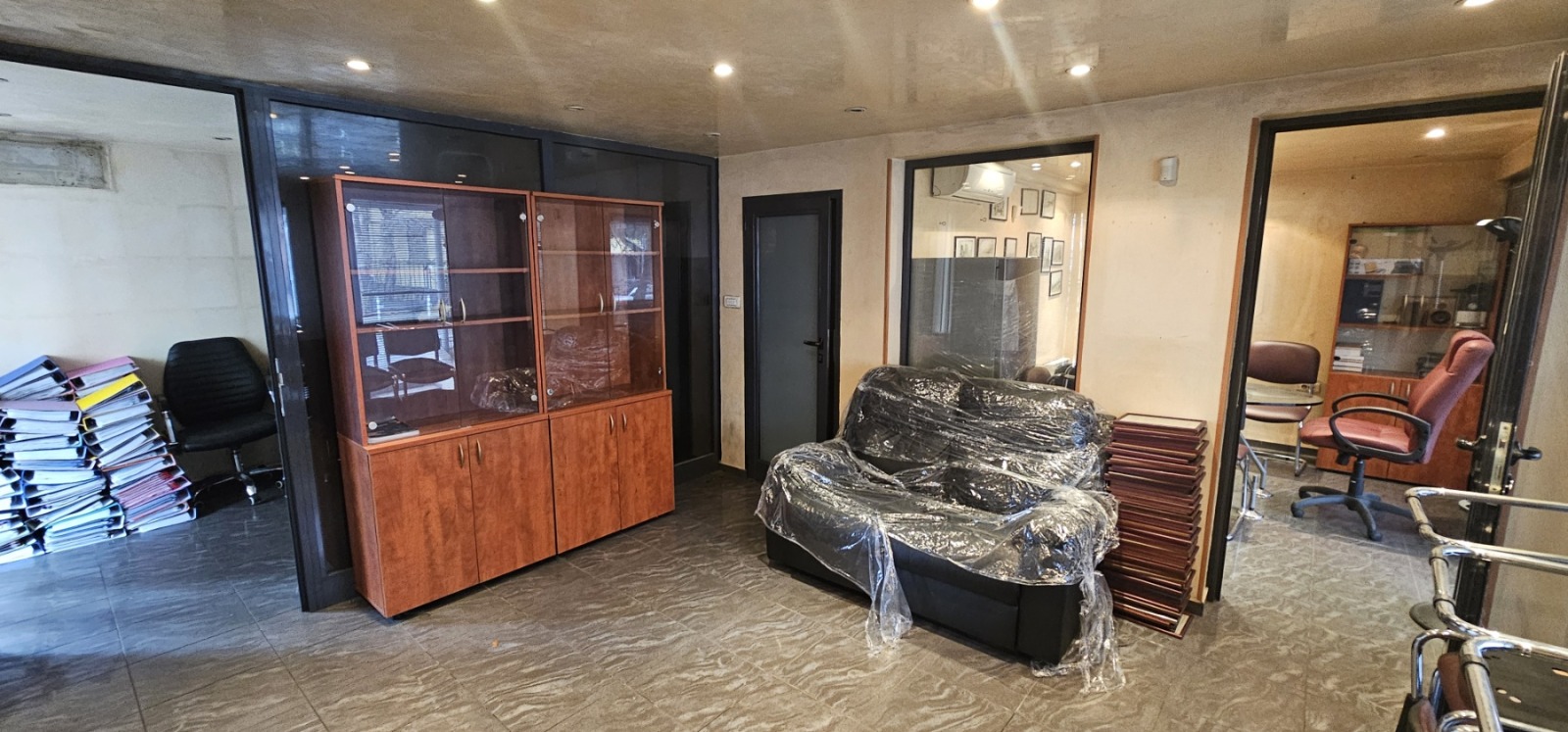 Продава ОФИС, гр. София, Оборище, снимка 16 - Офиси - 53412865
