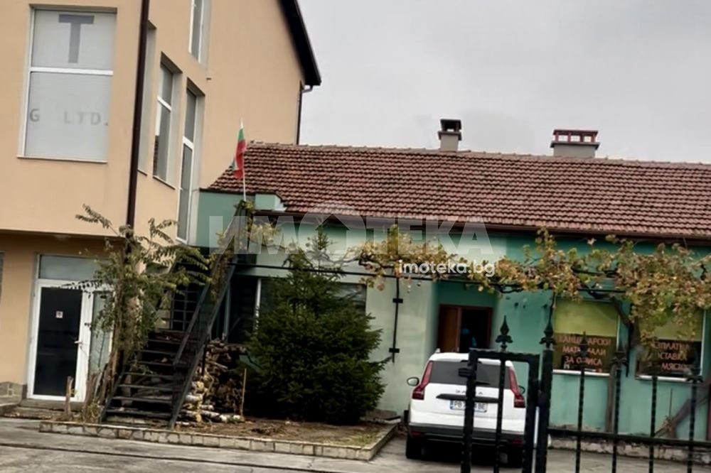 Продава СКЛАД, гр. Пловдив, Индустриална зона - Север, снимка 2 - Складове - 49530861