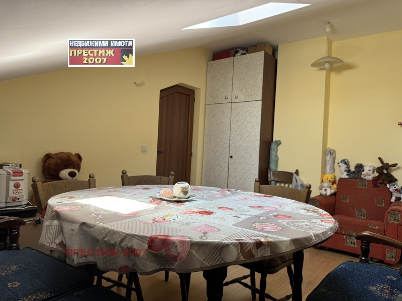Продава  1-стаен град Шумен , Център , 32 кв.м | 76805143