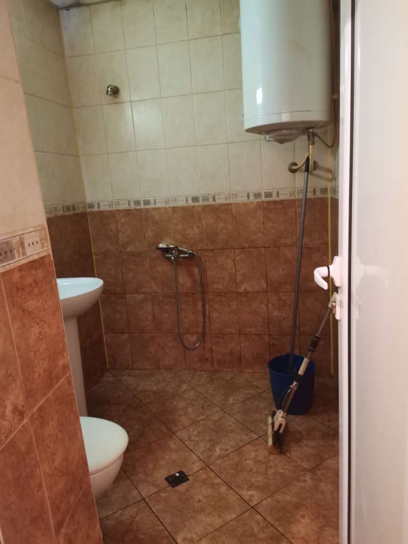 Te koop  2 slaapkamers regio Pernik , Radomir , 85 m² | 29866318 - afbeelding [9]