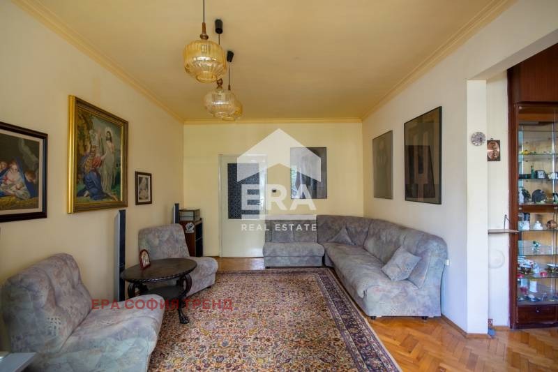 Продава 3-СТАЕН, гр. София, Медицинска академия, снимка 2 - Апартаменти - 53771779