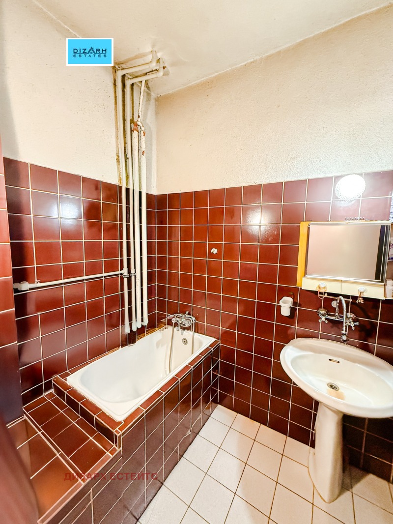 Продава 3-СТАЕН, гр. София, Център, снимка 11 - Апартаменти - 52682314