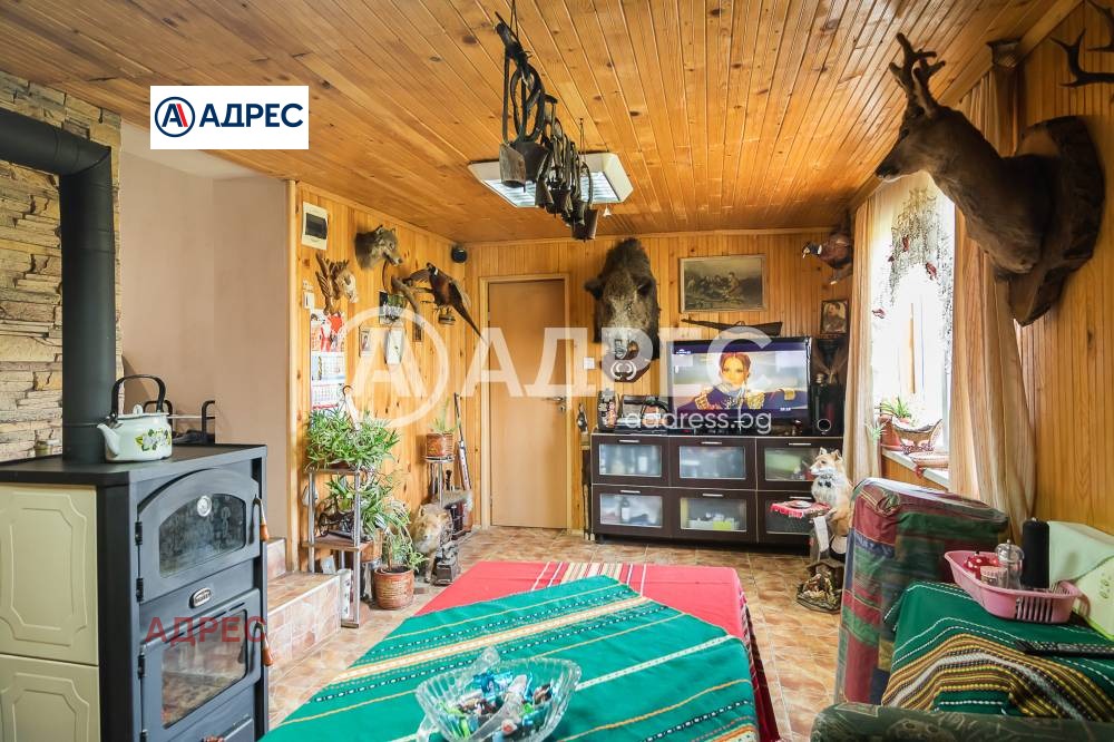 Продава КЪЩА, с. Лозница, област Добрич, снимка 2 - Къщи - 55941269