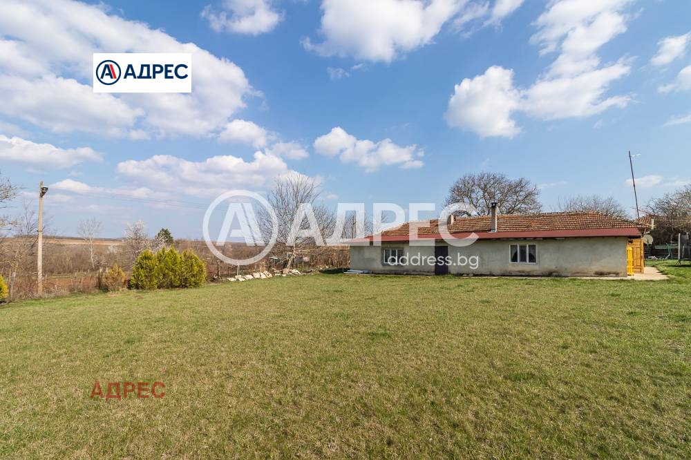 Продава КЪЩА, с. Лозница, област Добрич, снимка 12 - Къщи - 55941269