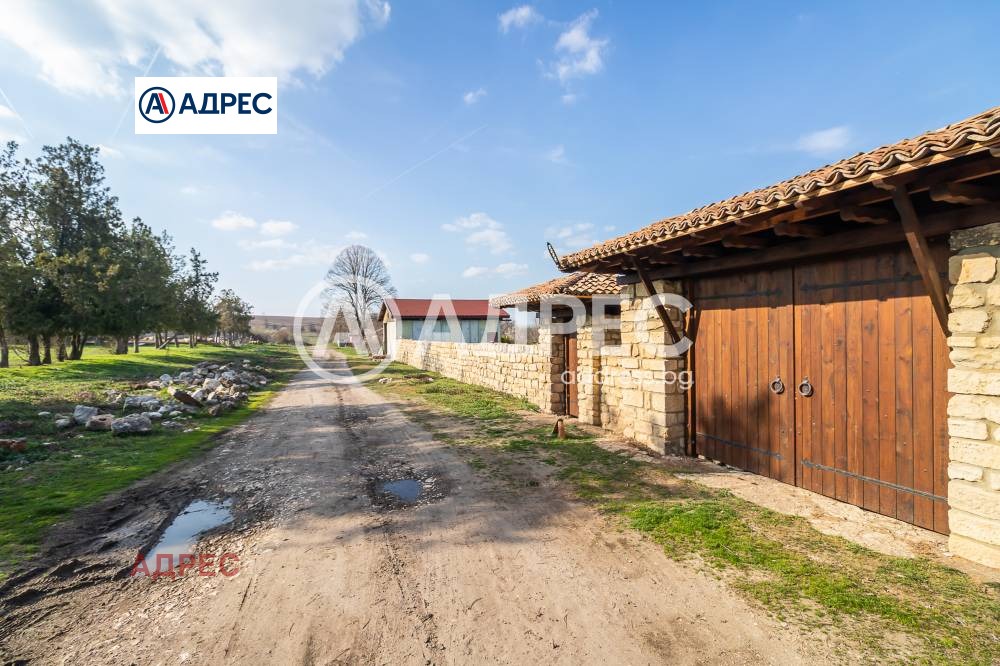 Продава КЪЩА, с. Лозница, област Добрич, снимка 17 - Къщи - 55941269