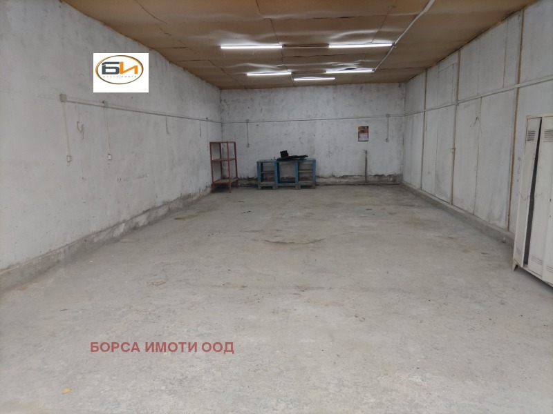 Продава СКЛАД в град Враца, Дъбника - 400 кв.м / 205 000 € » 400 945.15 лв., БОРСА ИМОТИ ООД