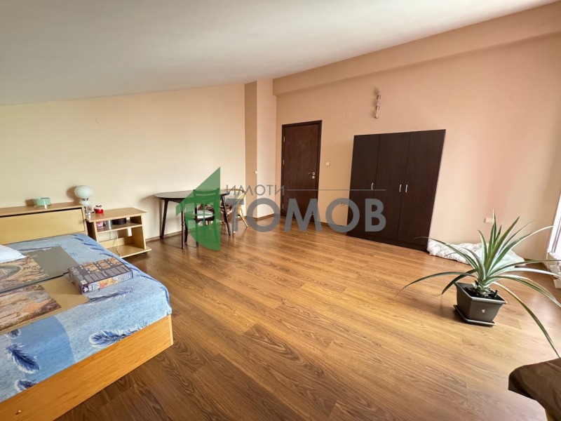 Продава  3-стаен град Шумен , 5-ти полк , 156 кв.м | 34415714 - изображение [12]