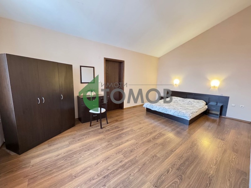 Продава  3-стаен град Шумен , 5-ти полк , 156 кв.м | 34415714 - изображение [6]