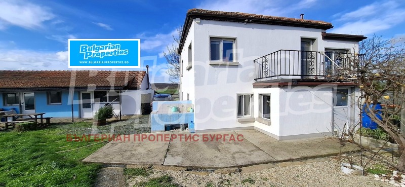Продава КЪЩА, с. Светлина, област Бургас, снимка 3 - Къщи - 53183099