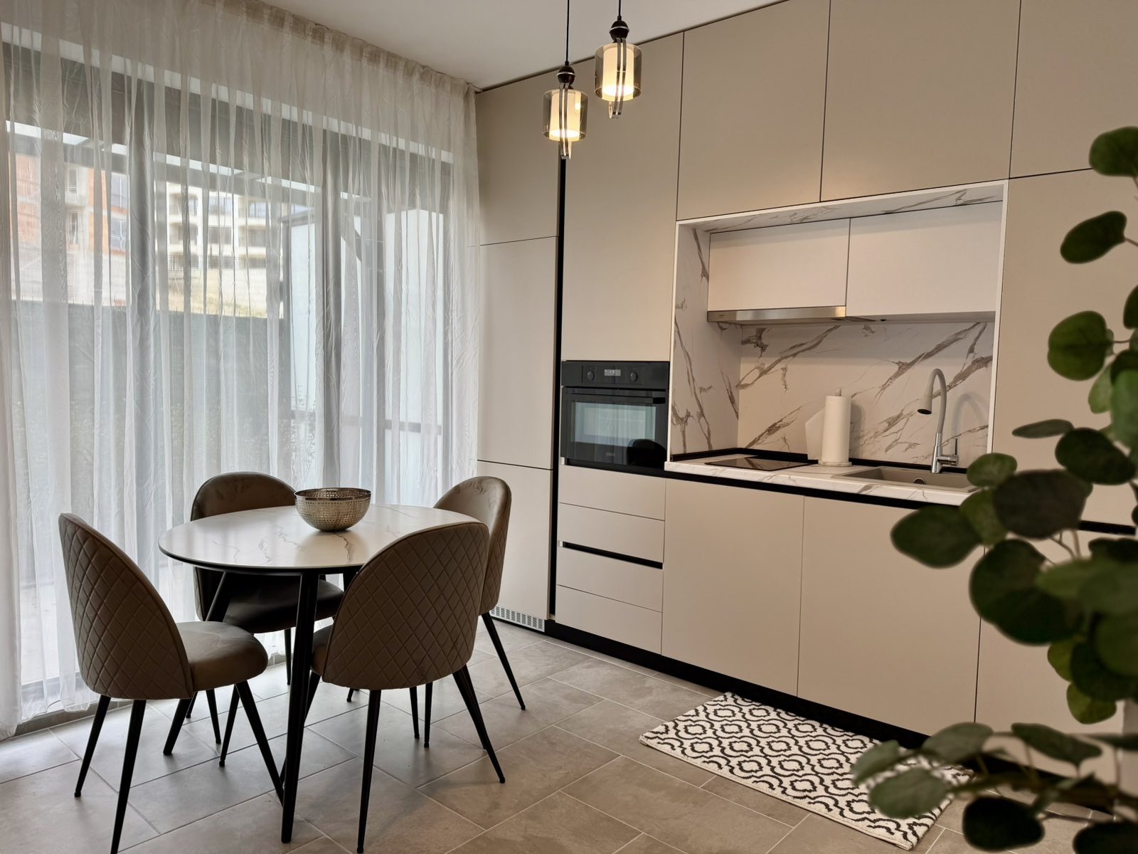 Продава 2-СТАЕН, гр. Варна, к.к. Св.Св. Константин и Елена, снимка 3 - Апартаменти - 53854592