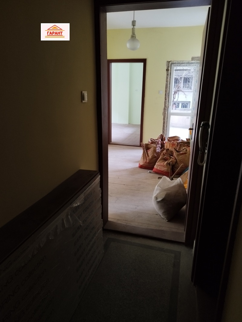Продава  3-стаен град Плевен , Идеален център , 142 кв.м | 73337157 - изображение [11]
