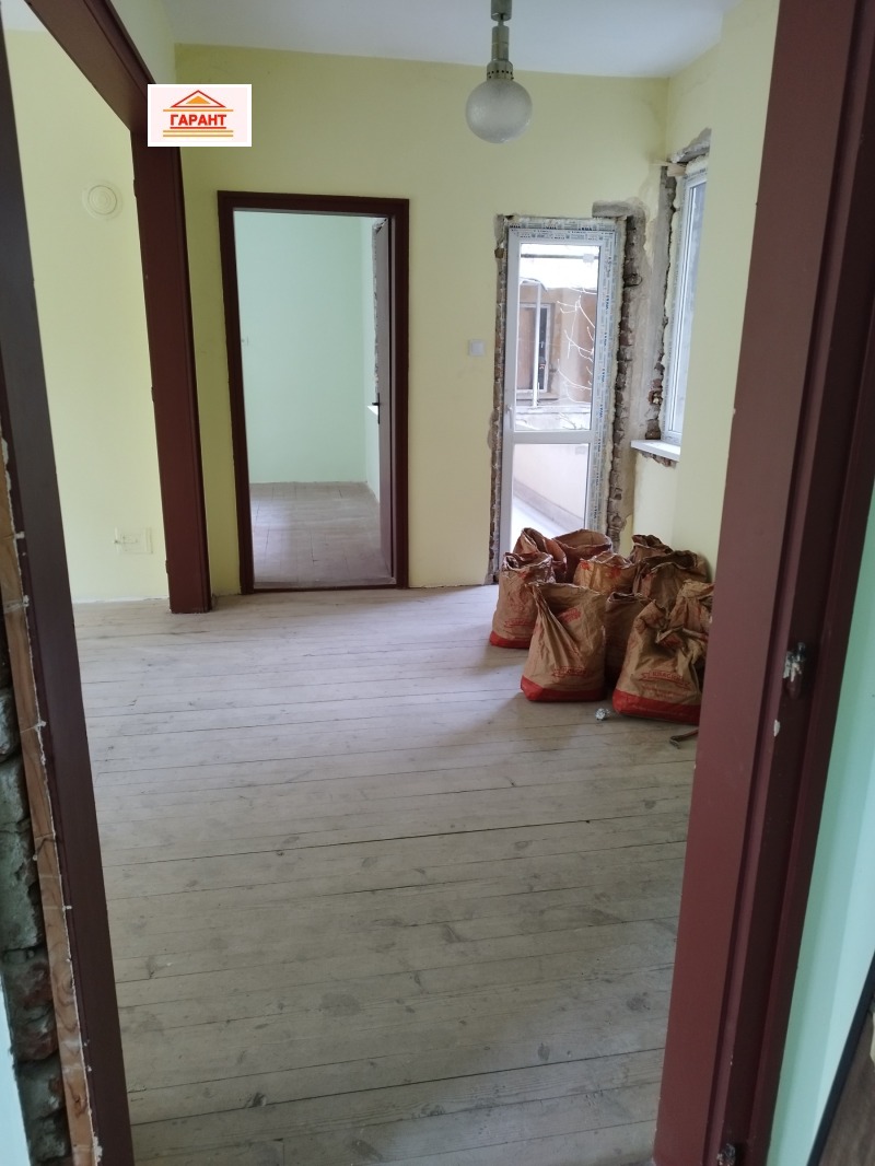 Продава  3-стаен град Плевен , Идеален център , 142 кв.м | 73337157 - изображение [8]