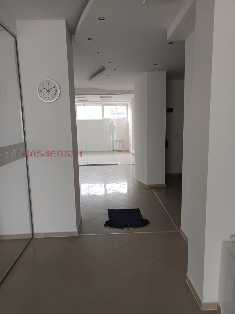 À venda  Mais de 3 quartos Sofia , Orlandovci , 345 m² | 95012080 - imagem [7]