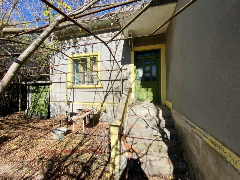 Продава КЪЩА, с. Медово, област Добрич, снимка 6 - Къщи - 51225906