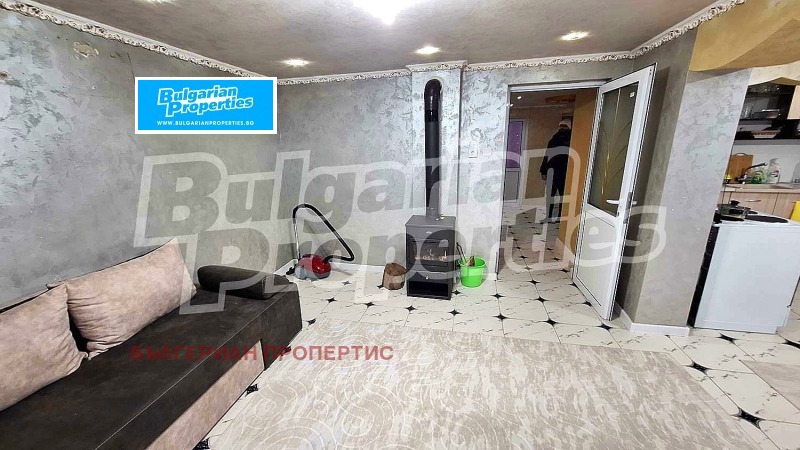 Продава КЪЩА, с. Главиница, област Пазарджик, снимка 7 - Къщи - 48572332