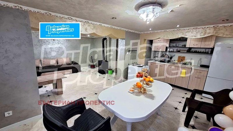 Продава КЪЩА, с. Главиница, област Пазарджик, снимка 9 - Къщи - 48572332