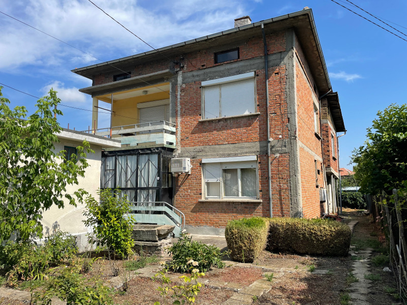 Продава КЪЩА, гр. Раднево, област Стара Загора, снимка 8 - Къщи - 52308194