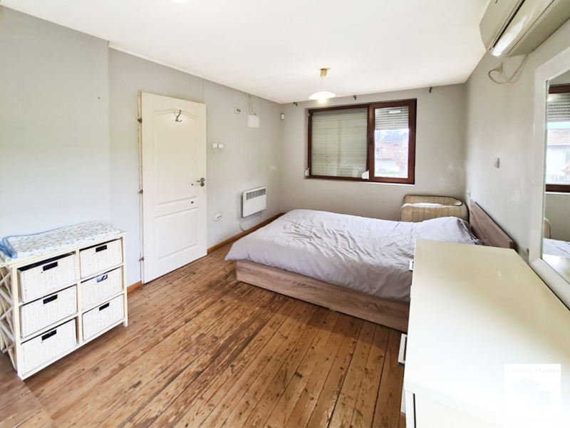 Продава КЪЩА, с. Раданово, област Велико Търново, снимка 10 - Къщи - 53491084