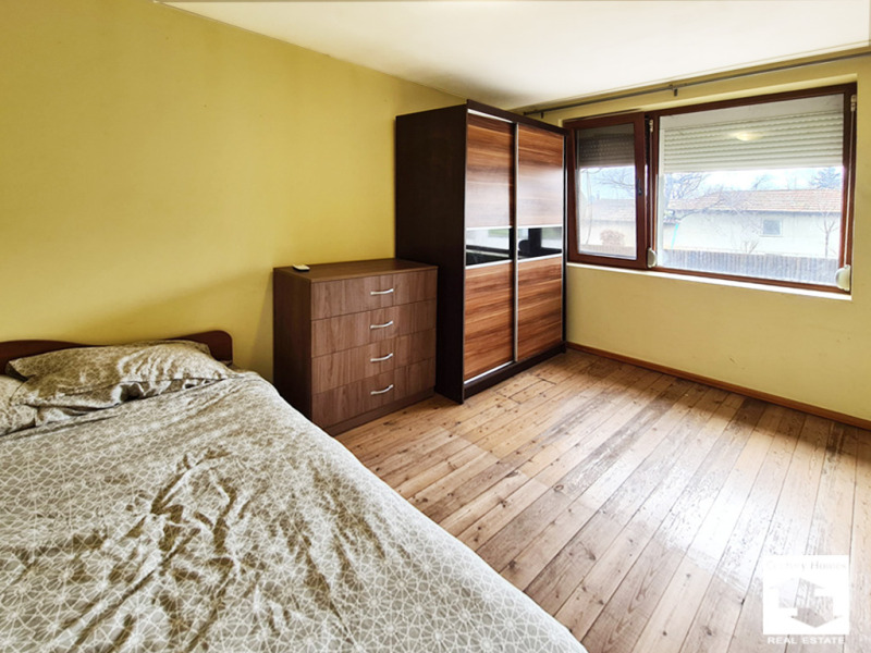 Продава КЪЩА, с. Раданово, област Велико Търново, снимка 8 - Къщи - 53491084