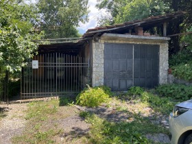 Casa Kalkas, Pernik 2