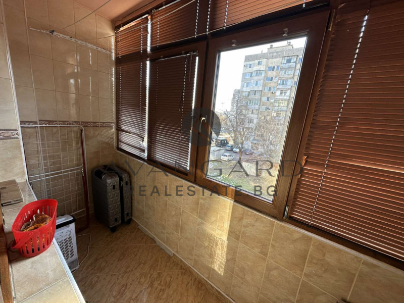 Продава  2-стаен град Пловдив , Изгрев , 64 кв.м | 86209986 - изображение [15]