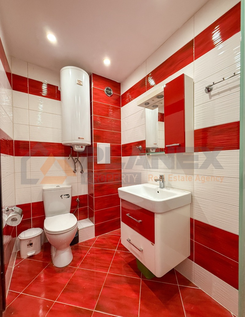 Продава  3-стаен град Варна , Цветен квартал , 108 кв.м | 11197148 - изображение [7]