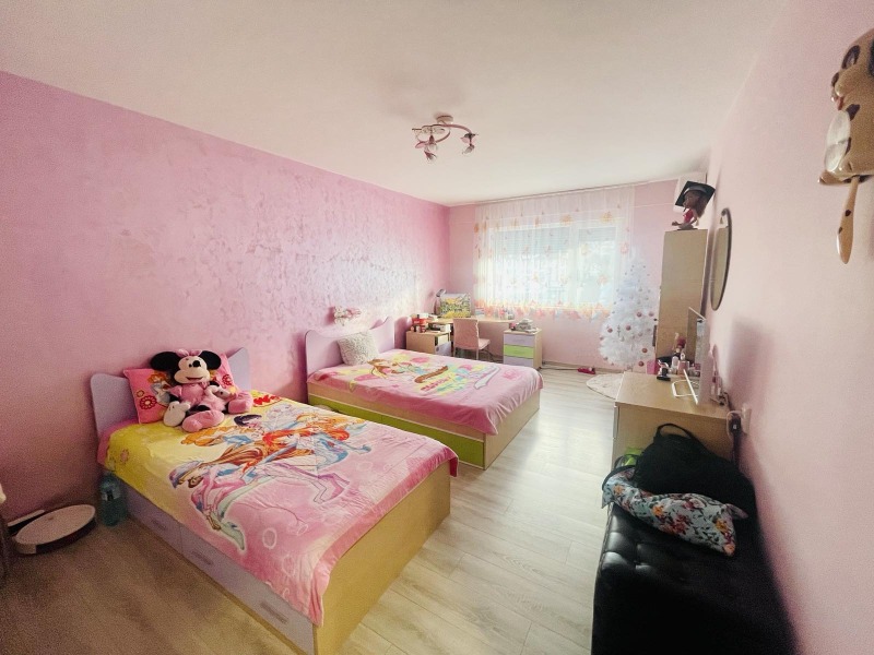 Продава 3-СТАЕН, гр. Шумен, Център